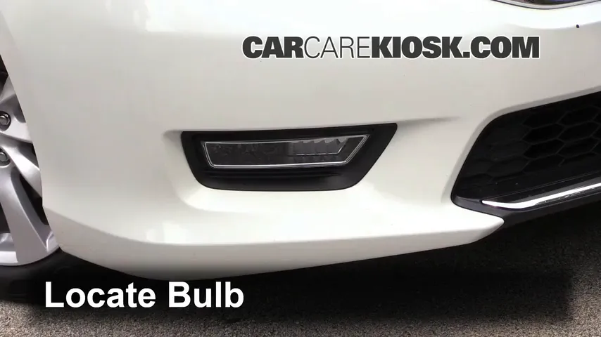 2013 Honda Accord EX-L 2.4L 4 Cyl. Sedan Éclairage Feu antibrouillard (remplacer l'ampoule)